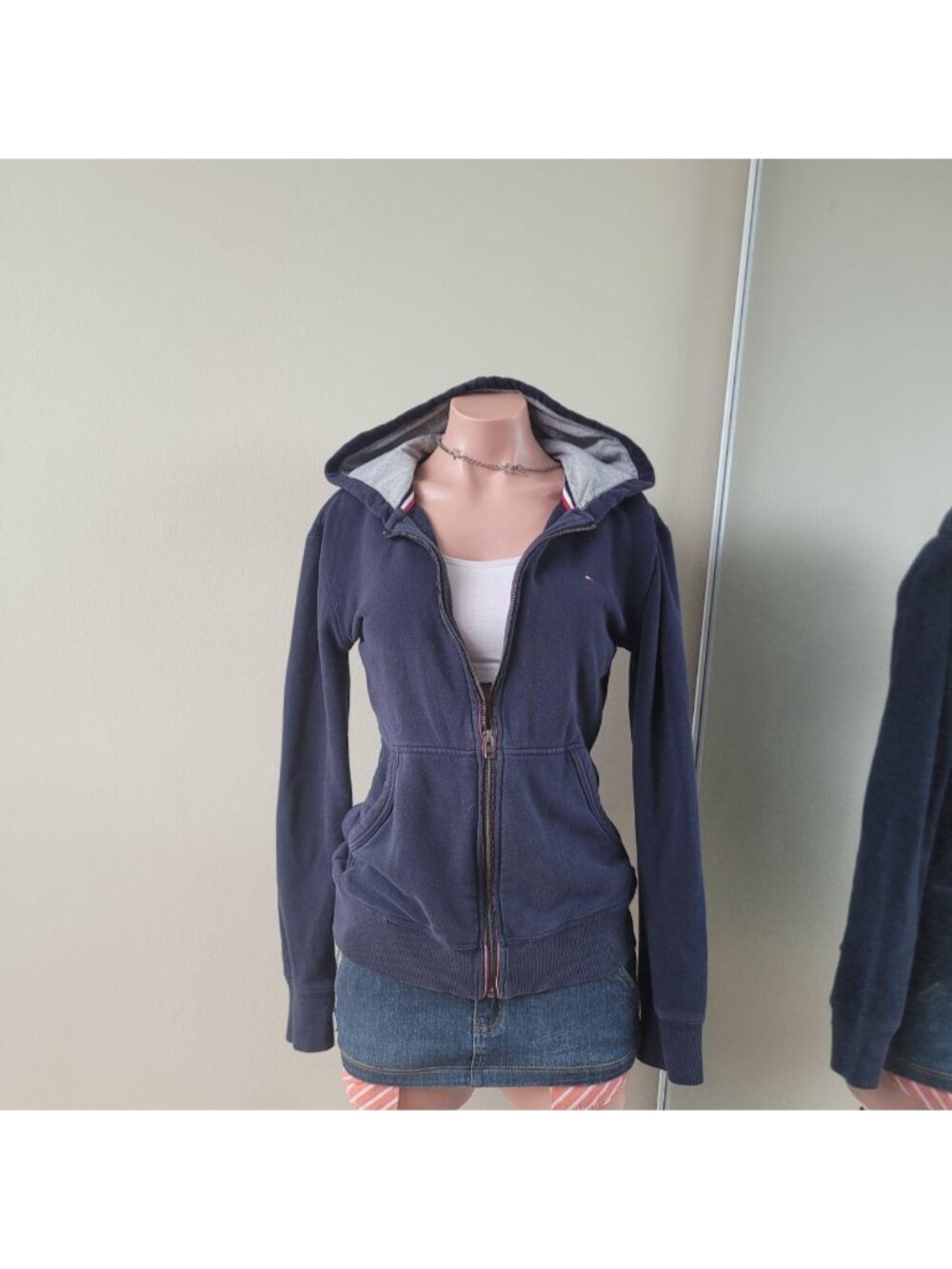 Tommy Hilfiger Altered Navy Blue Embroidered Logo Slim Fit Zip Up Hoodie (M)